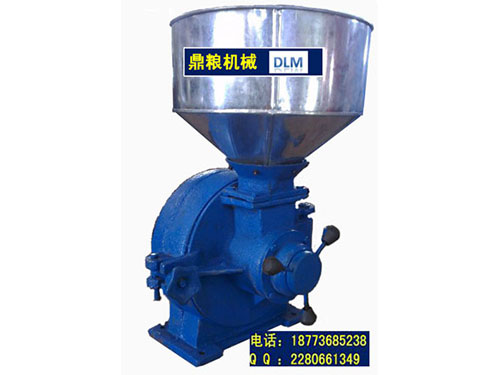 30型磨片式粉碎機(jī)、磨粉機(jī)磨粉機(jī)，磨片式，產(chǎn)量達(dá)1000公斤時(shí),粗細(xì)可調(diào)